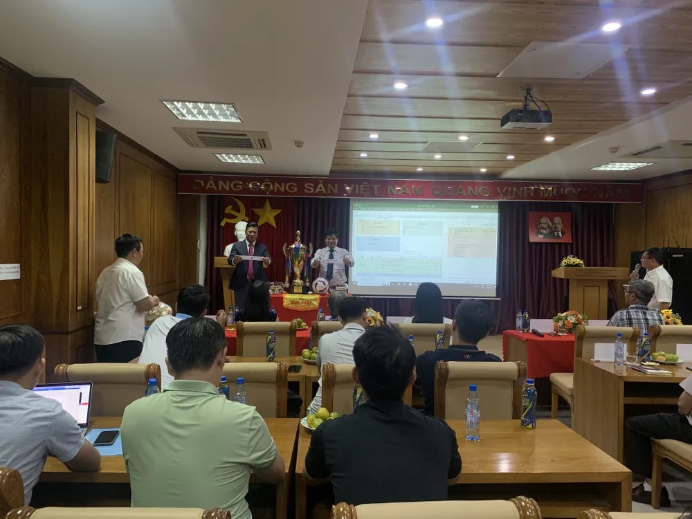 Quang cảnh buổi họp báo bốc thăm chia bảng. IMG_0199.jpeg