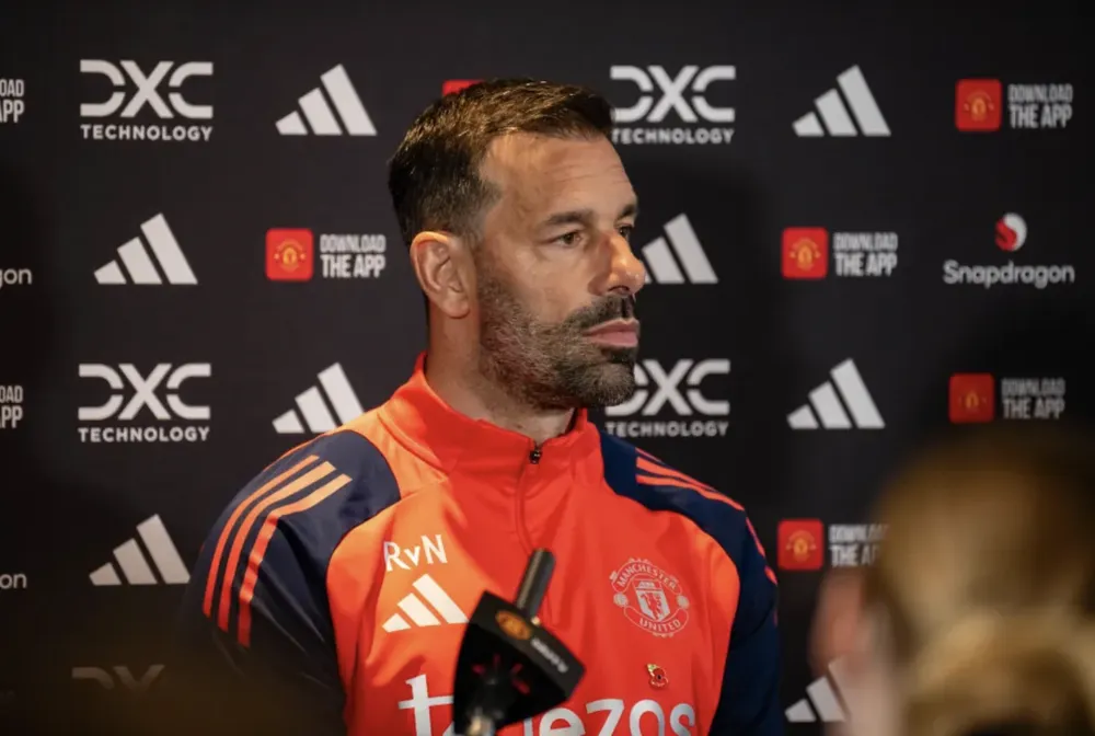 Các ngôi sao MU rất muốn Van Nistelrooy ở lại,MU,NISTELROOY