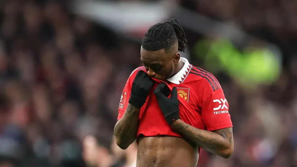 Wan-Bissaka chia sẻ cảm giác cô đơn ở MU khi chỉ có máy PlayStation để bầu bạn. ẢNH: GETTY Wan-Bissaka chia sẻ cảm giác cô đơn ở MU,MU,Wan-Bissaka