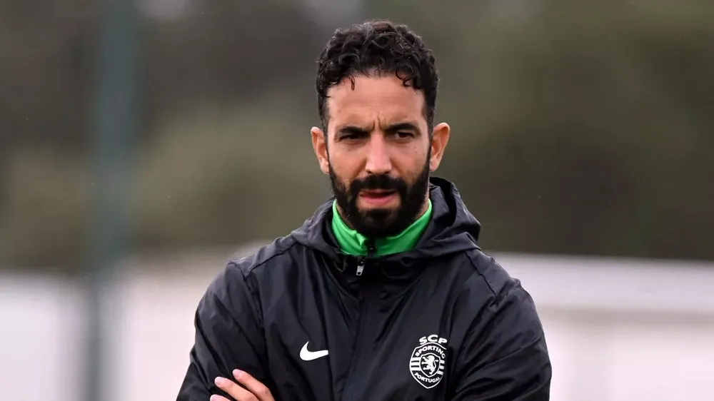 4 cầu thủ MU gửi tin nhắn khác nhau cho Amorim,MU,AMORIM