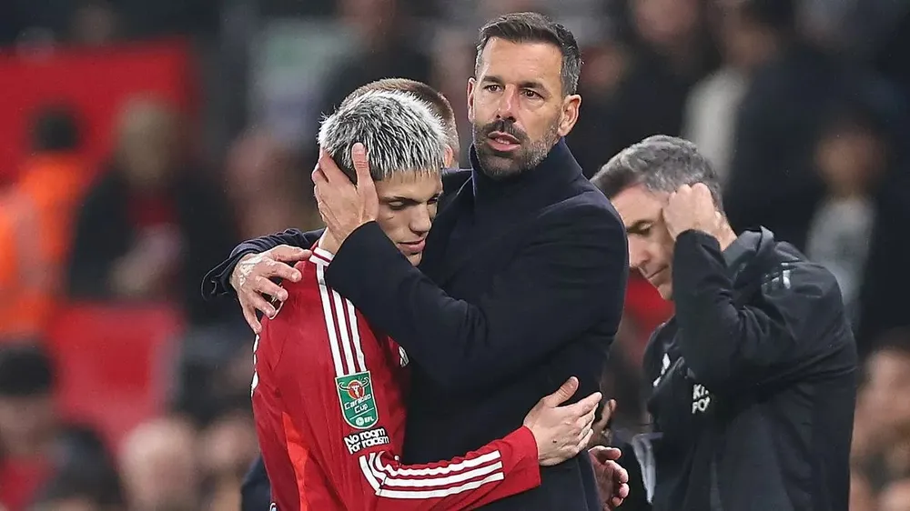 Garnacho gửi lời hứa chia tay Van Nistelrooy,Garnacho,Van Nistelrooy