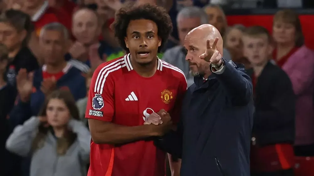 Ten Hag nói rõ quan điểm về ngôi sao bị ruồng bỏ của MU và ông đã đúng. ẢNH: GETTY manchester-united-ten-hag-Zirkzee.jpg