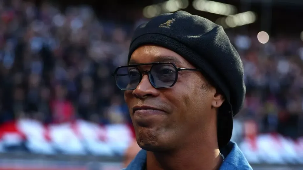 Ronaldinho lên chức ông nội,RONALDINHO