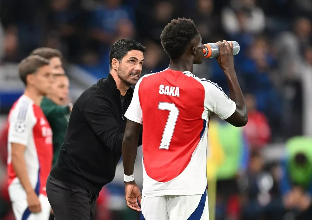 arsenal-saka-arteta.jpg
