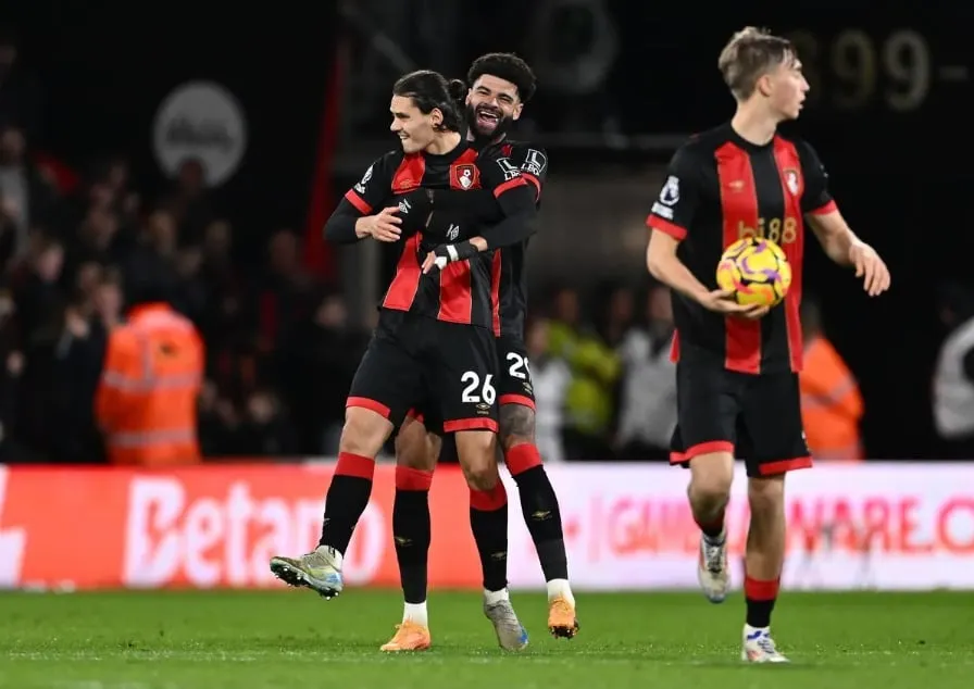 ngáng đường quỷ đỏ