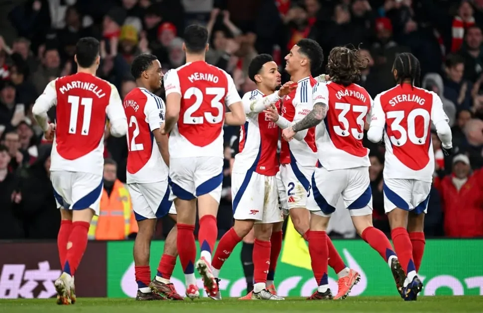 buộc phải thắng,Arsenal