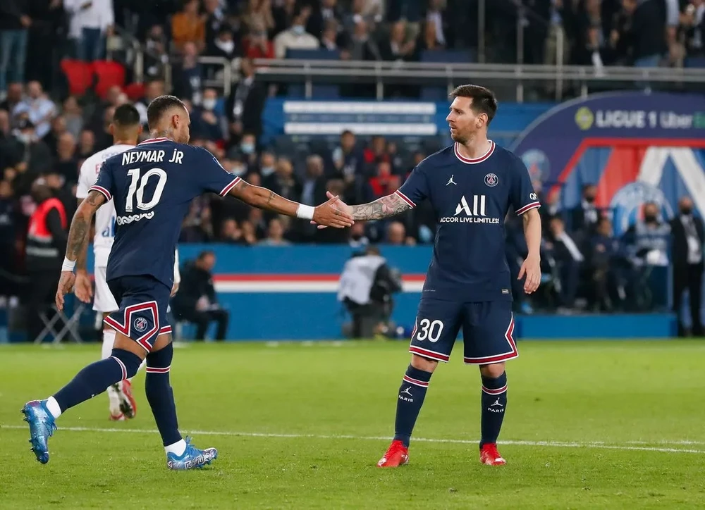 Neymar và Messi tại PSG. ẢNH: GETTY messi-neymar.jpg