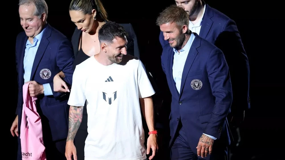 Beckham tiết lộ yêu cầu đặc biệt,Messi,beckham