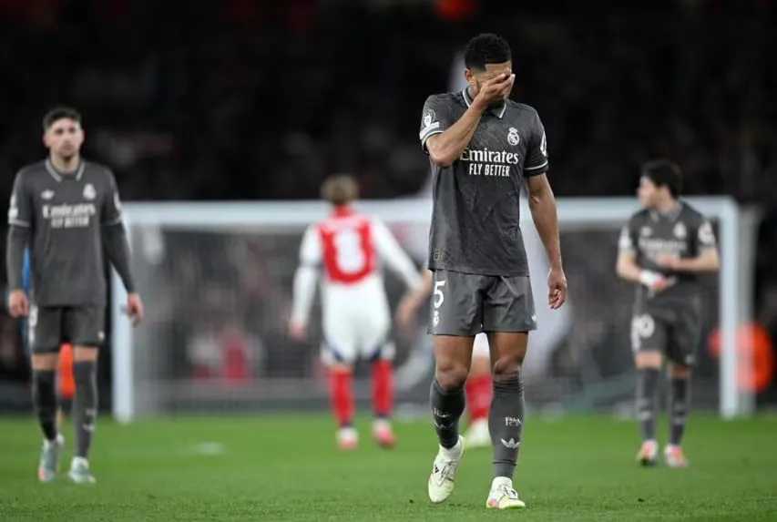 Real Madrid bất lực trước lối chơi tấn công nhanh của Arsenal. Ảnh: UEFA att.-8TpIDNZOERHYpi1vOO2zgkdExrMuBTv-D3dkQh-c_I.jpeg
