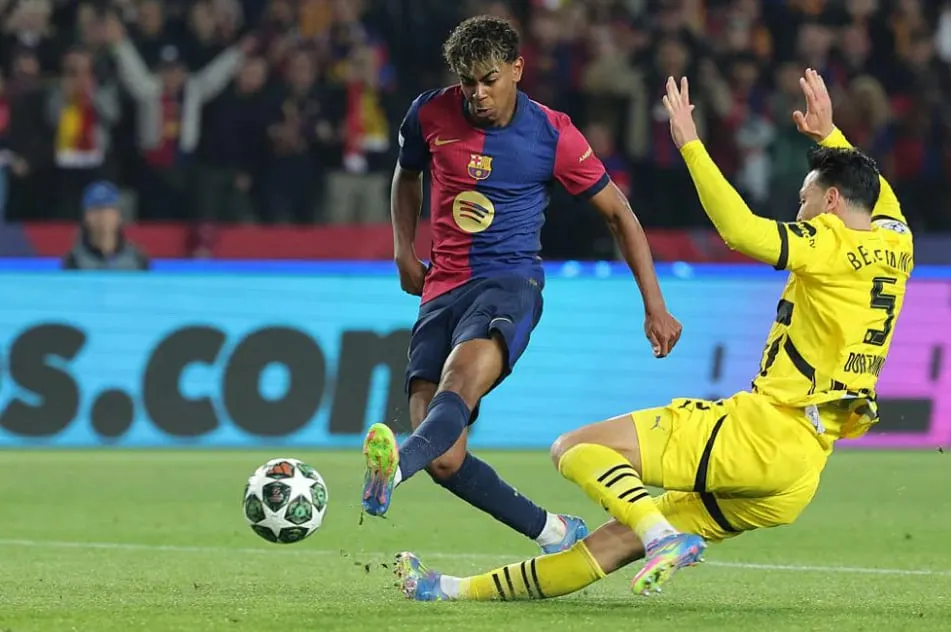 Yamal cũng để lại dấu ấn bằng bàn thắng nâng tỷ số lên 4-0 cho Barcelona. Ảnh: UEFA att.66jv6COJiJG__r3VJK29NdMRxns86ToySNK9A7QcW84.jpeg