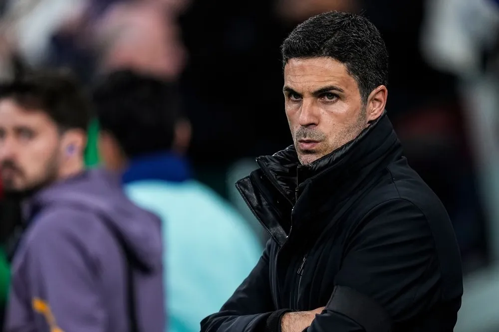 HLV Mikel Arteta của Arsenal sẽ phải cạnh tranh với Real Madrid nhằm chiêu mộ thủ môn được ví như Messi. ẢNH: GETTY ARTETA-ARSENAL.jpg