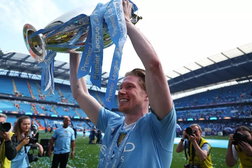 De Bruyne đã giành mọi danh hiệu ở Man City, trong đó có 6 chức vô địch Premier League. ẢNH: GETTY De Bruyne hé lộ thông tin quan trọng về CLB mới,Man City,Premier League