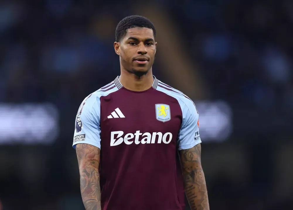 Rashford không muốn chơi bóng lâu dài cho Aston Villa, giữa lúc HLV Amorim lên tiếng nói rõ tương lai của Rashford tại MU. ẢNH: GETTY mu-aston-villa-marcus-rashford.jpg