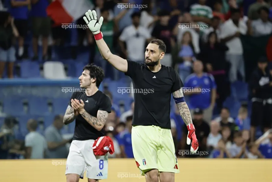 Donnarumma là mục tiêu của MU nhưng 3 ngôi sao tiếp theo gia nhập MU mùa hè này khó có Donnarumma. ẢNH: EPA mu-Donnarumma.jpg