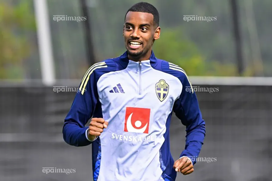 Slot xác nhận kế hoạch của Liverpool dành cho Isak,LIVERPOOL,ISAK,SLOT