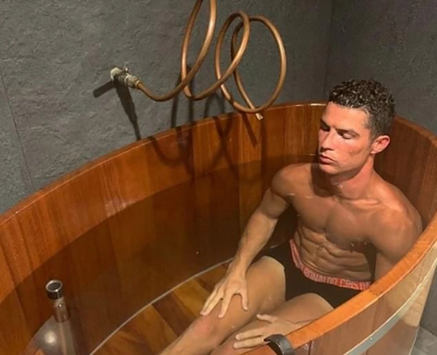 ronaldo-khoe-than-6.jpg