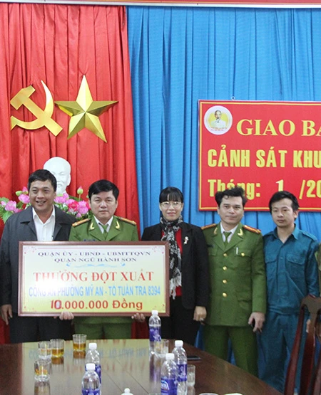 Khen thưởng đơn vị phá án nhanh vụ trộm tài sản người nước ngoài ảnh 1