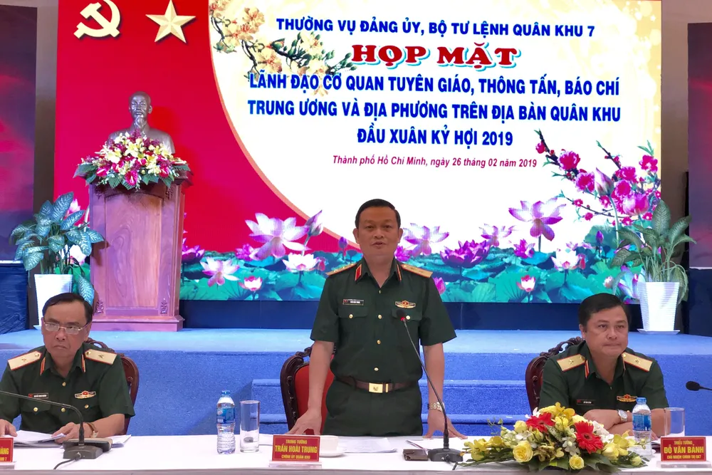 'Thông tin về quốc phòng - an ninh thu hút nhiều độc giả' ảnh 1 'Thông tin về quốc phòng - an ninh thu hút nhiều độc giả' ảnh 1