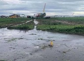 Cục hàng không yêu cầu không lưu giám sát tốc độ khi tiếp cận ảnh 2 Vụ máy bay trượt khỏi đường băng: Tạm thu bằng lái phi công