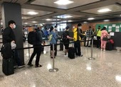 Hơn 340 công dân từ Mỹ về nước ở sân bay Vân Đồn
