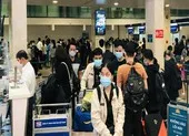 Ùn tắc kinh hoàng tại khu soi chiếu sân bay Tân Sơn Nhất ảnh 2 Gỡ tắc mặt đất và bầu trời cho sân bay Tân Sơn Nhất