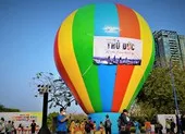 Người dân TP.HCM háo hức chiêm ngưỡng ngày hội khinh khí cầu 