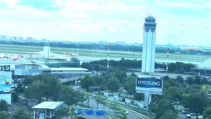 Diện tích đất Cảng hàng không Tân Sơn Nhất hiện hữu là 545,10 ha. Ảnh: PHONG ĐIỀN Diện tích đất Cảng hàng không Tân Sơn Nhất hiện hữu là 545,10 ha. Ảnh: PHONG ĐIỀN