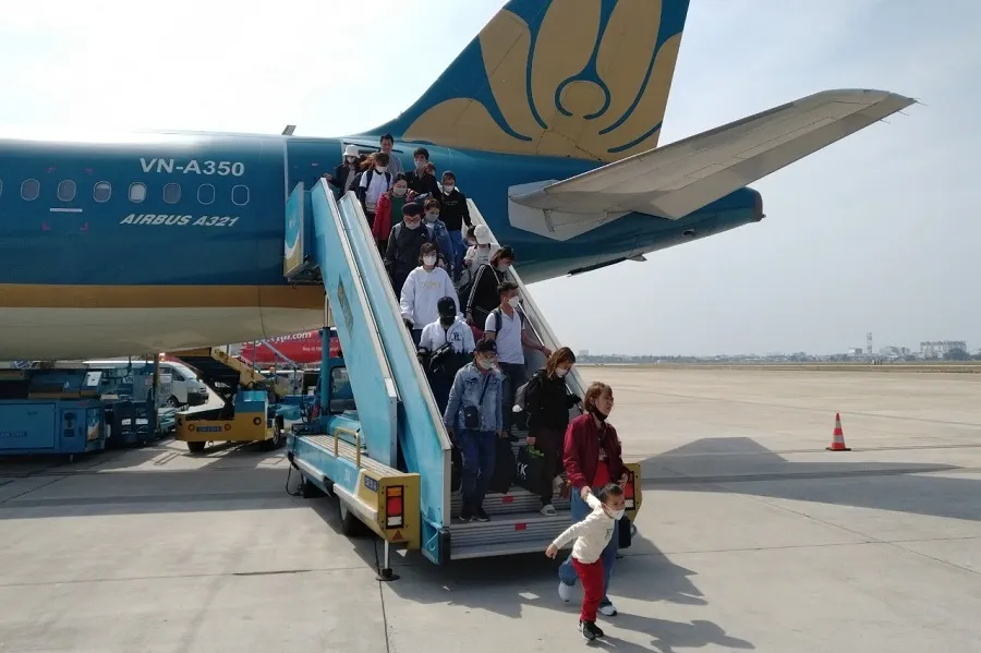 Cao điểm tết, Vietnam Airlines Group từ ngày 6-1 đến hết 29-1-2023, đã vận chuyển 2,4 triệu lượt khách. Ảnh: P.ĐIỀN