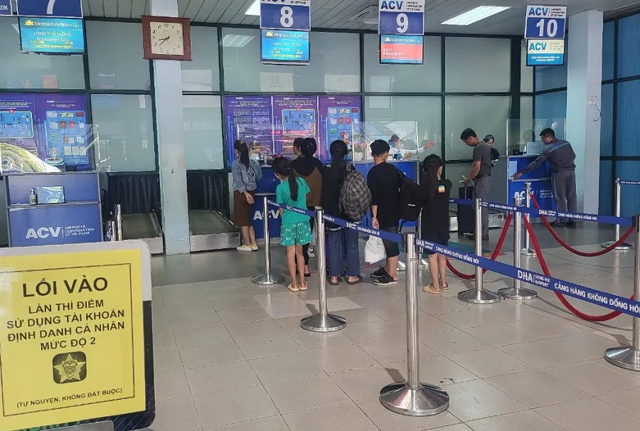 Cảng hàng không Đồng Hới triển khai thí điểm chấp nhận tài khoản định danh điện tử mức độ 2 để làm thủ tục chuyến bay nội địa từ ngày 1-6. Ảnh: VDH Cảng hàng không Đồng Hới triển khai thí điểm chấp nhận tài khoản định danh điện tử mức độ 2 để làm thủ tục chuyến bay nội địa từ ngày 1-6. Ảnh: VDH