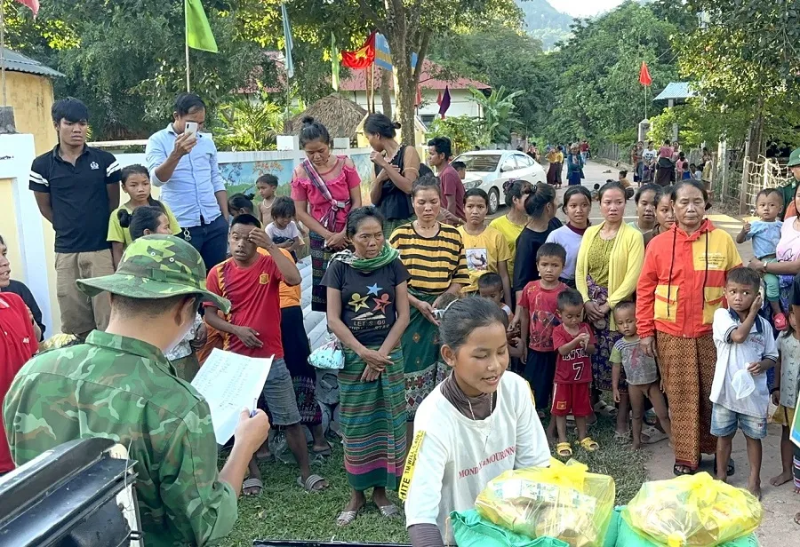 Khơi dòng nước mát cho đồng bào Ma Coong trên dãy Trường Sơn ảnh 4 Khơi dòng nước mát cho đồng bào Ma Coong trên dãy Trường Sơn ảnh 4