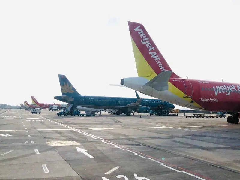 Đội bay của các hãng hàng không Việt Nam đều khai thác dòng máy bay thân hẹp của Airbus. Ảnh: P.ĐIỀN may-bay-khoi-hanh-som-tranh-bao.jpg