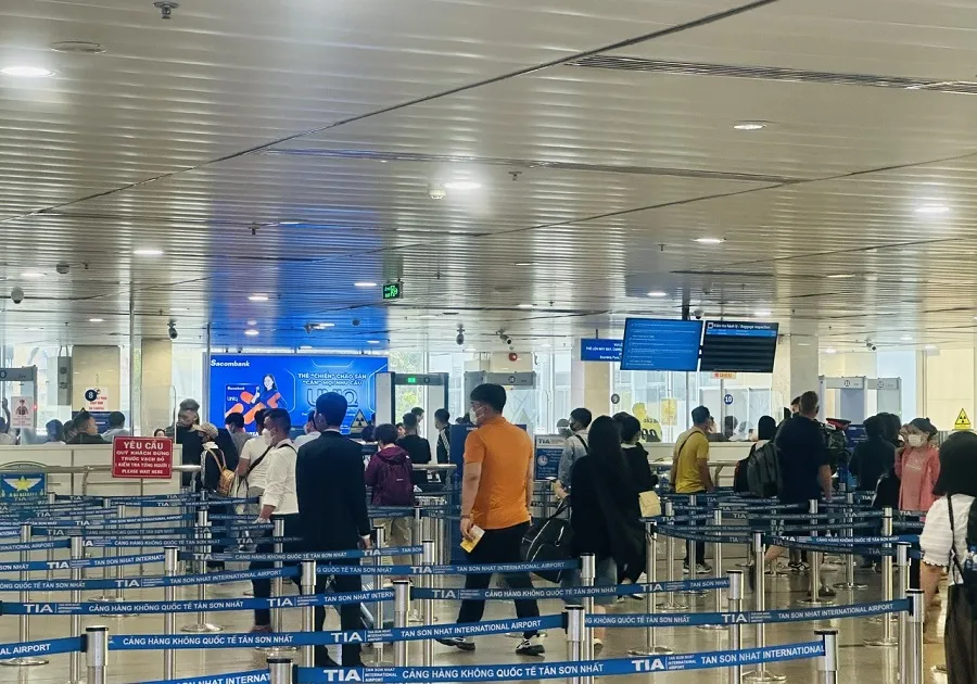 cac-chuyen-bay-tu-san-bay-tan-son-nhat-da-on-dinh-tro-lại1.jpg