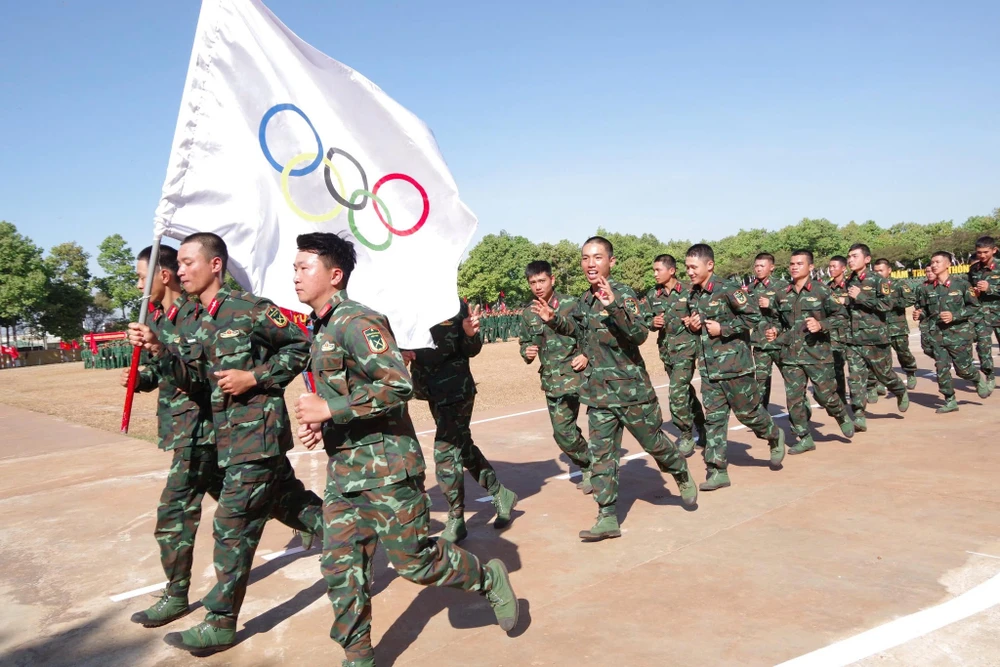 Đại thắng mùa Xuân 1975 được Đảng ủy, Bộ Tư lệnh Quân đoàn 34 xác định là nhân tố quan trọng, tạo động lực giúp quân đoàn khắc phục mọi khó khăn, hoàn thành trọng trách mà Đảng, Nhà nước và nhân dân giao phó. dai-thang-mua-xuan-1975-4.jpg