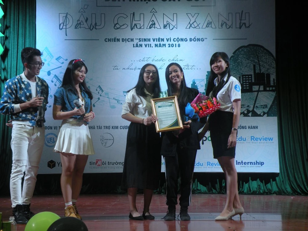 Ca sĩ Suboi cháy hết mình trong đêm nhạc từ thiện ảnh 3