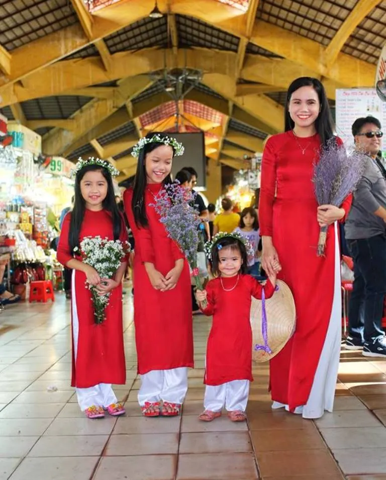 Ngắm chùm ảnh áo dài siêu dễ thương của 4 mẹ con ảnh 5