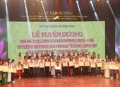 Tuyên dương nhà giáo, học sinh tiêu biểu