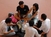 Tạm ngưng việc khám sức khỏe mới cho tốt nghiệp ảnh 2 Khám sức khỏe để tốt nghiệp ĐH: Trường nói có, Bộ bảo không!