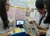 “Hội chứng sợ thiếu điện thoại” đạt giải nhất cuộc thi KH-KT ảnh 2 Học sinh “chới với” vì không có điện thoại