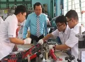 Học sinh tự thiết kế mô hình biệt thự đẹp như mơ ảnh 4 'Choáng' với phòng thực hành STEM của trường Lê Quý Đôn