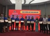 TP.HCM tổ chức chương trình kỷ niệm 90 năm ngày thành lập Đoàn ảnh 3 Đoàn Sở Tư Pháp TP.HCM nhận bằng khen của Trung ương Đoàn