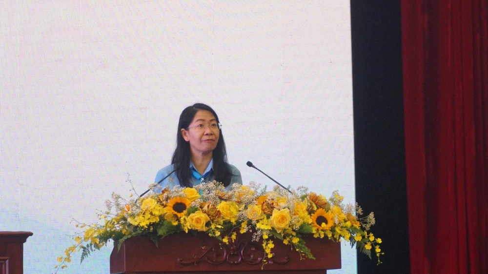 Bà Phan Thị Thanh Phương, Bí thư Thành Đoàn TP.HCM khoá X phát biểu khai mạc Đại hội. Ảnh: NGUYỄN QUYÊN