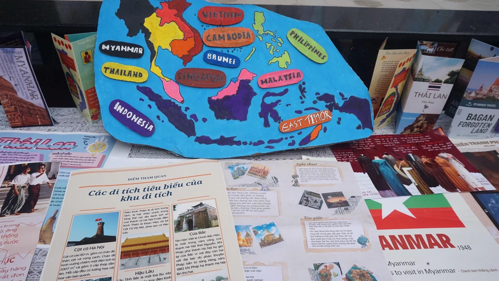 Sản phẩm do học sinh tự lên ý tưởng và thiết kế.