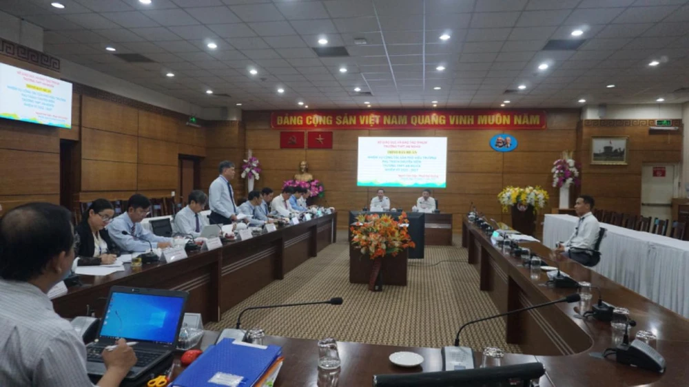 thi tuyển chức danh phó hiệu trưởng tphcm