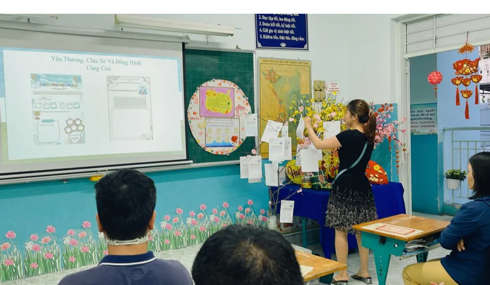 Hoạt động này được phụ huynh hưởng ứng nhiệt tình. Ảnh: TT