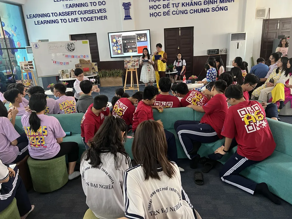 Toàn cảnh buổi báo cáo dự án