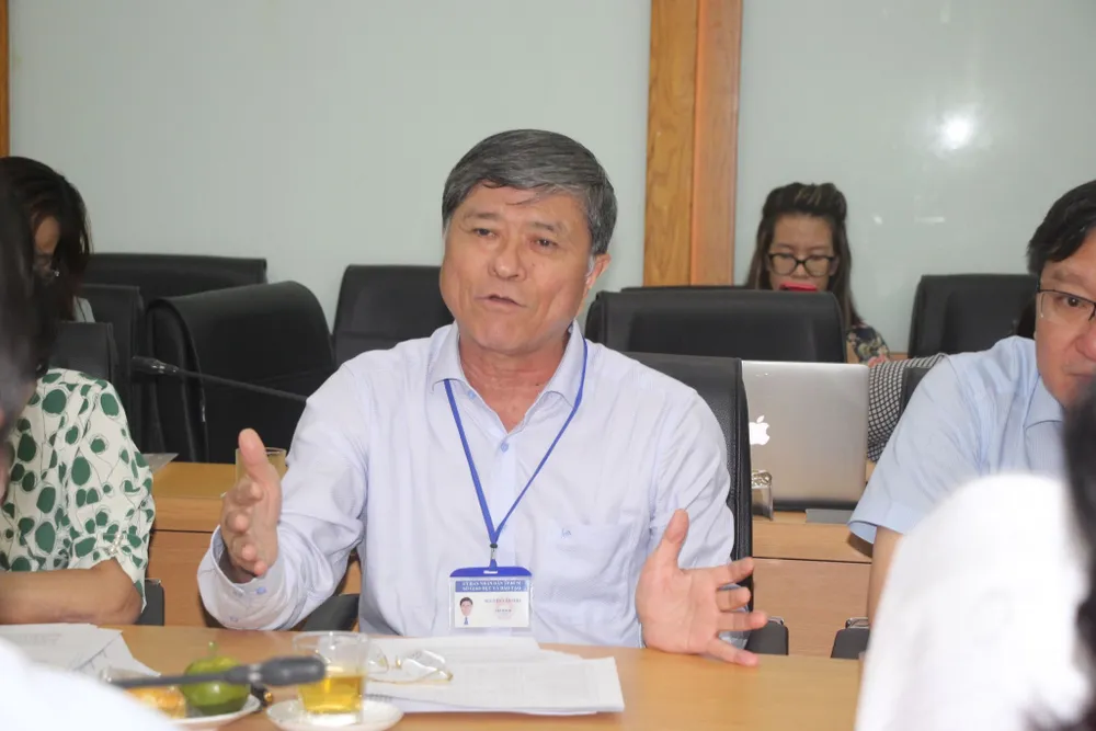 Giám đốc Sở GD&ĐT TP.HCM Nguyễn Văn Hiếu phát biểu tại buổi làm việc. Ảnh: NQ Giám đốc Sở GD&ĐT TP.HCM Nguyễn Văn Hiếu phát biểu tại buổi làm việc. Ảnh: NQ