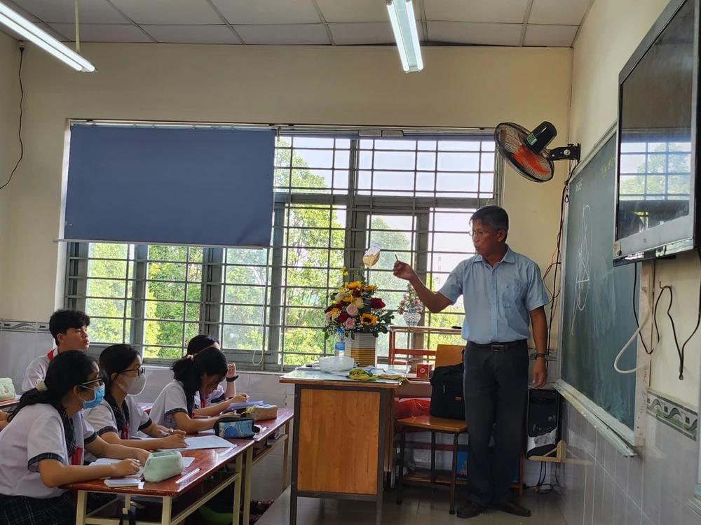 Một tiết học của học sinh lớp 9 Trường THCS Nguyễn Trãi, quận Gò Vấp. Ảnh: NGUYỄN QUYÊN