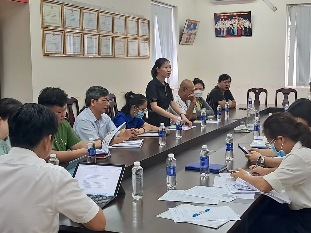 Toàn cảnh buổi làm việc chiều nay. Ảnh: UBND phường Bình Thuận