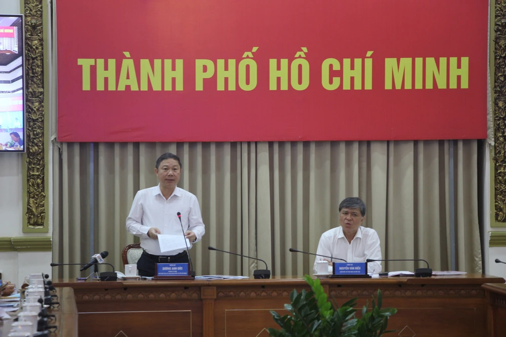 Phó Chủ tịch UBND TP.HCM Dương Anh Đức phát biểu tại hội nghị. Ảnh: NGUYỄN QUYÊN