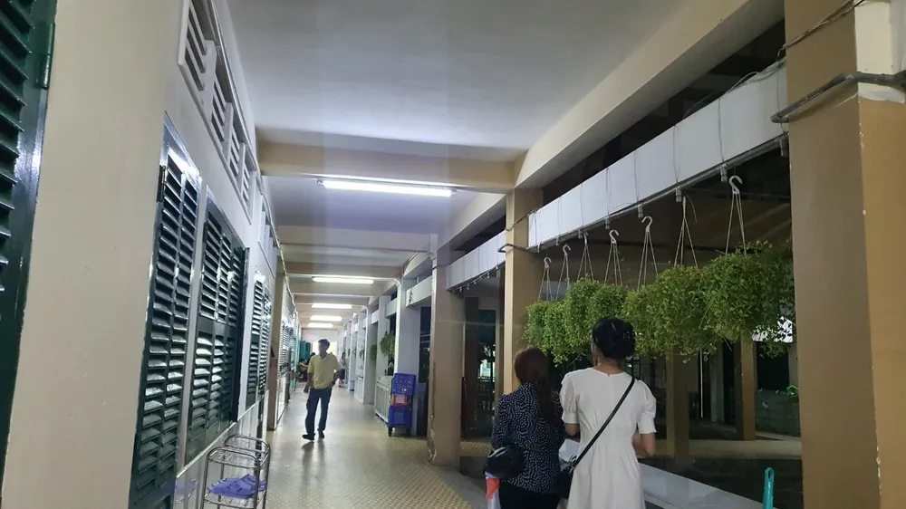 Theo chỉ đạo của phòng GD&ĐT, Trường Tiểu học Hồng Hà phải hoàn trả lại toàn bộ số tiền đã thu chi sai cho phụ huynh. Ảnh: CTV hu-quy-hon-310-trieu-1.jpg